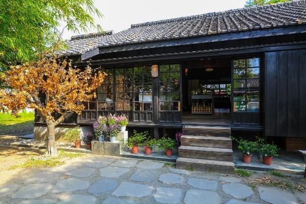 苗栗–三輪車遊鹿港小鎮–DIY鳳梨酥
